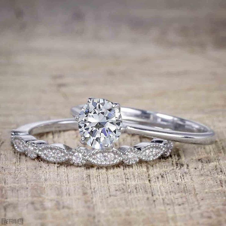 Vintage Design 1.25 Carat Round Cut Moissanite Engagement Ring in White Gold