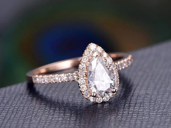 Classic Pear cut Halo 1.50 Ct Moissanite & Diamond Engagement Ring 