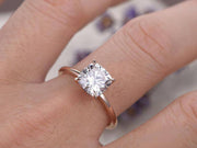 Classic Solitaire 1 Carat Moissanite Engagement Ring 