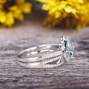 10k White Gold 1.75 Carat Cushion Cut Aquamarine Engagement Rings With Twisted Wedding Band Diamonds Halo Design Art Deco