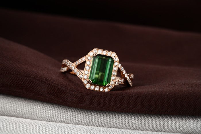 Infinity 2 Carat Emerald and Moissanite Diamond Engagement Ring for Her in Rose Gold